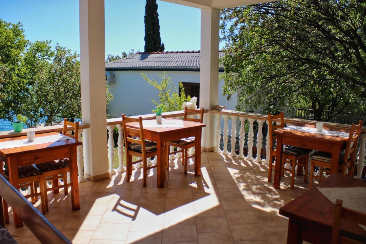Apartments & Rooms Neno Tribanj Kruscica Bagian luar foto