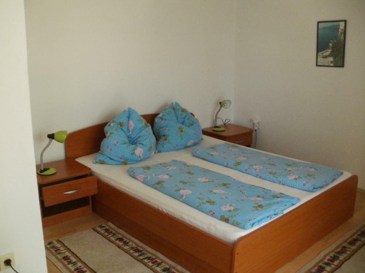 Apartments & Rooms Neno Tribanj Kruscica Bagian luar foto