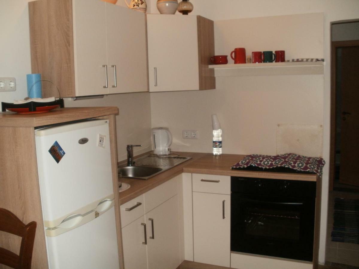 Apartments & Rooms Neno Tribanj Kruscica Bagian luar foto